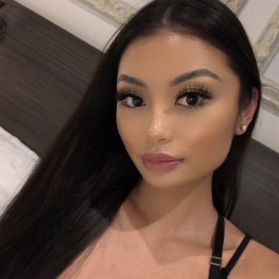 ohhsharonn's profile picture. 