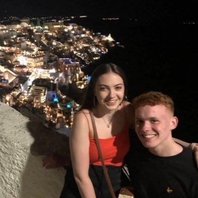 Hardstuck Toplane player, Manchester City fan, bane of my existence @molllmarley