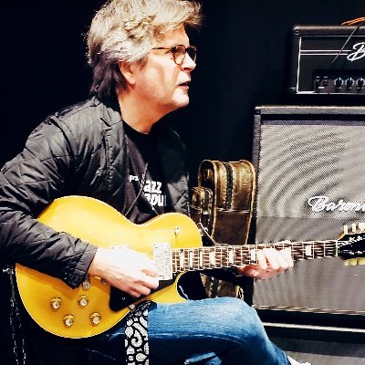 David Howard (Guitarist / Composer / Arranger ) performs throughout the United States, Canada and Europe. Retired-Berklee professor.#guitar# jazz#fusion#funk