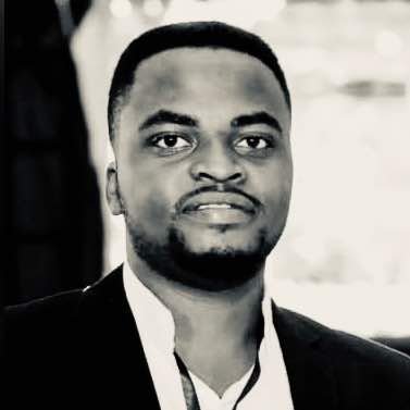 charlyFrio's profile picture. @SpursOfficial/God's own/creative/IT/Ngonian/Father💚