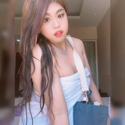 I want to contact the booking number whatsaap or DM 😙😚😚