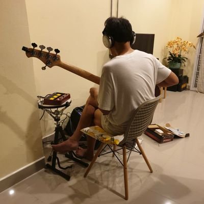 inin_27's profile picture. just A man