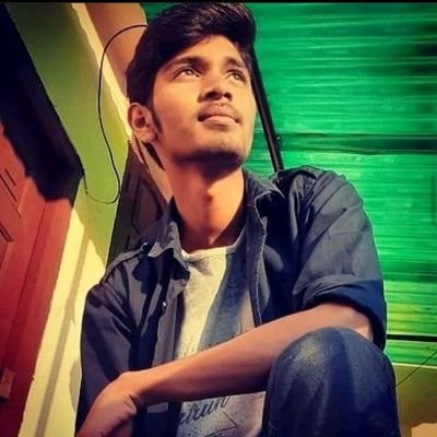 Ayush89376408's profile picture. YouTuber 
Memer