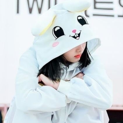 tiny_nayeon's profile picture. 