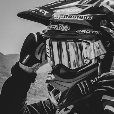 Hopatcong, NJ Born & Raised. Lake Elsinore, CA. Athlete Manager at Monster Energy✌🏼