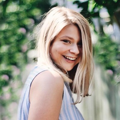 annikalautens's profile picture. Fashion Magazine • Formerly WedLuxe Magazine & Elle Canada • Ryerson Fashion Grad • Donut Connoisseur