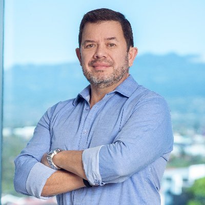 alejaar2's profile picture. VP Optum Colombia