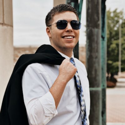 Partnered Streamer & Cheevo/Plat Hunter Guy | Handsome College Graduate | https://t.co/CXgnMmGxJ6 | Business Inquiries: yoma97business@gmail.com