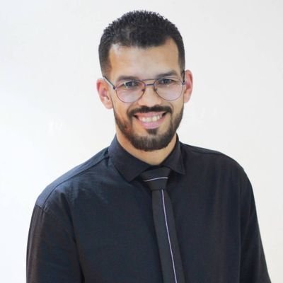 طالب السنة الرابعة دكتوراه تخصص علم الأغذية
استشاري و مدرب معتمد في مهارات تطوير الذّات
متخرّج الدفعة الأولى من أكاديمية جيل الترجيح للتأهيل القيادي