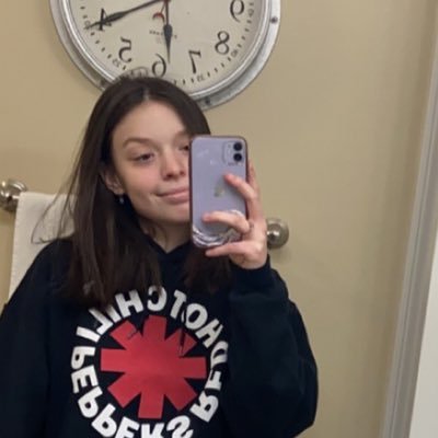 0614Elia's profile picture. sm:)e