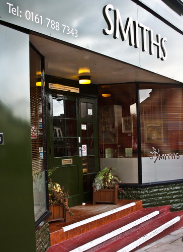 SmithsEccles's profile picture. Good Food & Wine. Live Jazz & Bite Sized Theatre. Open every day but Monday.
Sunday lunches from 1pm.
Tel 0161 788 7343