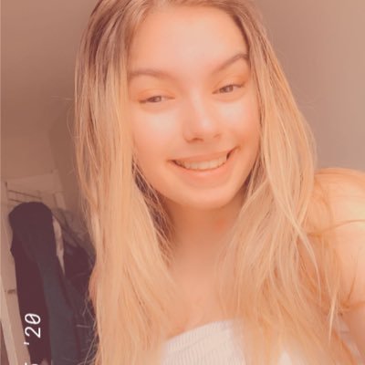 kelseeyylee's profile picture. 18 / j.k 💓💓