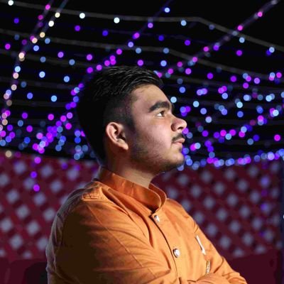 AadityaAggarw13's profile picture. हिन्दुस्तानी 🇮🇳 
Dream ! Believe ! Achieve !