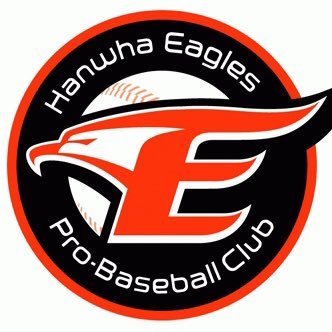 Just your average hardcore Hanwha Eagles fan living in Canada. Live tweeting the games I’m actually awake for!