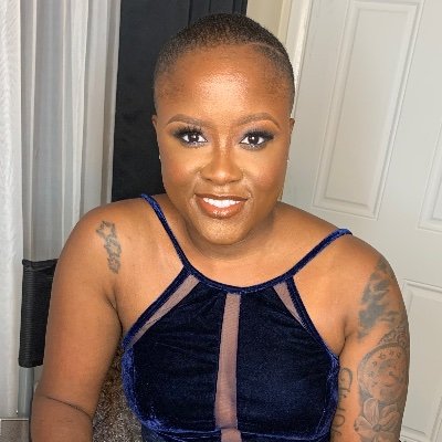 v_nichole_t's profile picture. #JesusCentered