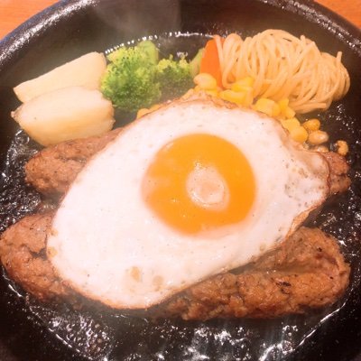 22uARJlylaHnfNC's profile picture. 東京在住🗼理事やってるママ。人の心を読む力でここまできました。歯クラに興味あるけどどうしたらいいかわからないので取り敢えずX始めてみました👩‍⚕️