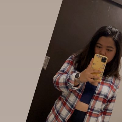 putrisibuea's profile picture. whatever will be, will be.