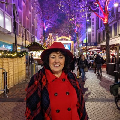 Singer, artist, radio presenter, mother, grandmother, dog lover.