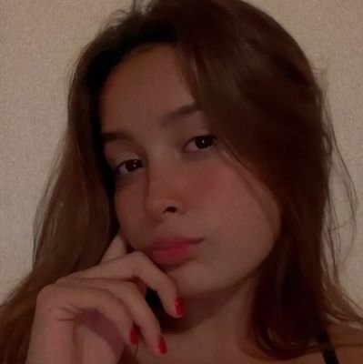 LauraGa94563140's profile picture. Vendo nudes y vídeos teniendo sexo, hablar al privado.
Consultar precios al md.
20 añitos 😏
Española🤤