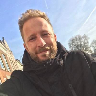 ptljong's profile picture. 