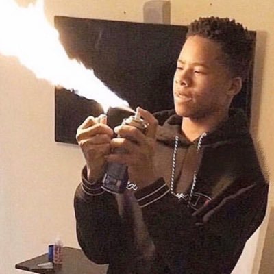 FlyingPenguinsO's profile picture. 