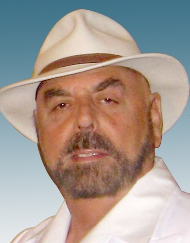 American lawyer and former submariner David Lyman is head of Tilleke&Gibbins, Thailand's oldest law firm. He is active in AMCHAM Thailand and in animal welfare.