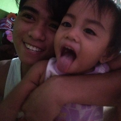 LlanerasJethro's profile picture. Family first.....