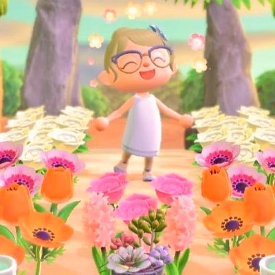 ReneeDuBro's profile picture. doggos & memes & politics & science 🇺🇸 just another climate-cynical drowning-in-debt millennial ✌️restaurant person 🥡♥️ views are my own and not my employers