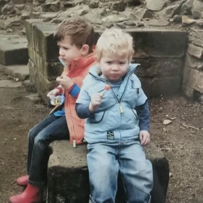 Minimized_'s profile picture. 16🔶
Football⚽️
Irish//English 🇮🇪🏴󠁧󠁢󠁥󠁮󠁧󠁿
Twitch ~ minimized_
Instagram JMHorne14