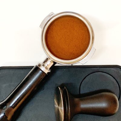 مُدوَنة أروما مهتمة بالقهوة المُختصة 📝 ☕️ 📧 aromacoffee111@gmail.com
