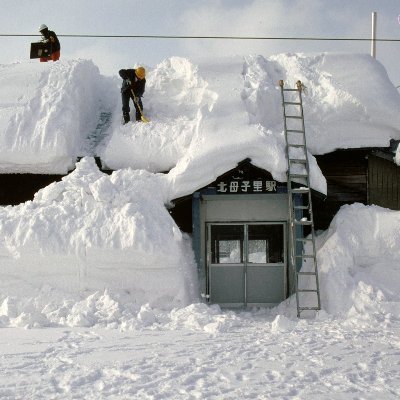 50のおっさんです。20年以上鉄やめていましたが、2015年より北海道のローカル線を再び撮影するようになりました。東京出身ですが、北海道好きで移住しました。フォロー、リツイートは無言で全然構いません。よろしくお願い致します。