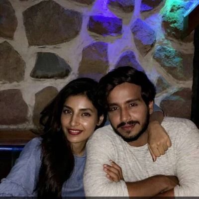 varnica_gupta's profile picture. *Life is to enjoy, to love*