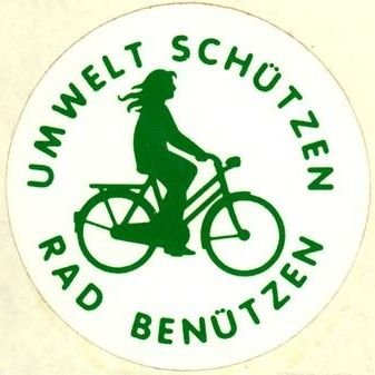 Die Zukunft der Radfahrer*Innen, ist die Zukunft der Menschheit!
#MehrPlatzfürMenschen #VerkehrsWende #RadOffensive #mdRzA

bike, code & sustainable fair-coffee