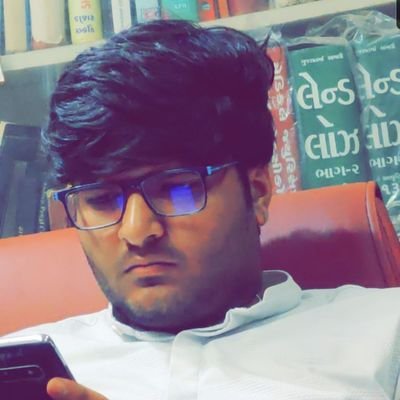 Smitvla1's profile picture. sweet. 
simple.
single.