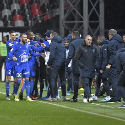 Bienvenue sur la page Twitter de la page fan de l'ESTAC sur Instagram @_estac_actu_ !