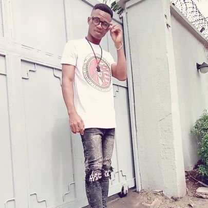 NIAJA BOY, 05/03 IS FOR GIVE AWAY, GOT NO FAVOURITE ARTIST, LOVER OF GOOD SONGS, BIG BOOBS