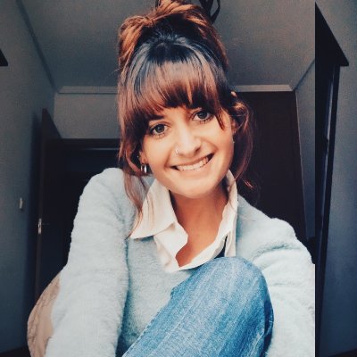 Amante de los libros, mangas y animes. Viajera emprendida. Emprendedora y cofundadora de @ZeinuKaxa.
Las manos son mi voz y vivo en un mundo lleno de gestos.