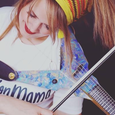 Professional #classicalcrossover #violinist (electric and acoustic), DJ and band organizer for events in Israel and abroad