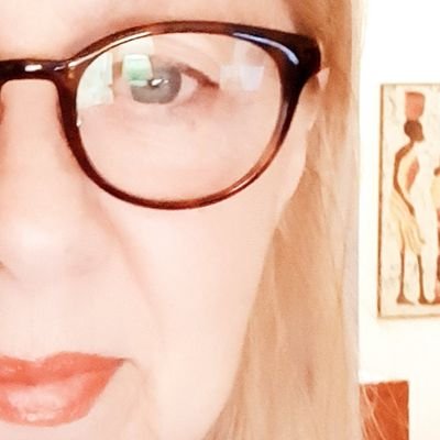 @helenacforss.bsky.social     
Tavallinen ihminen  Parasta: kuljeskelu  metsässä tai merenrannalla.