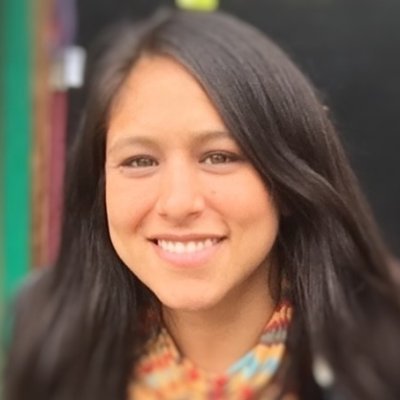 viajeraza's profile picture. I solve the problems of my life with YouTube tutorials.