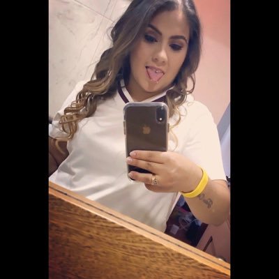 camiladuque_13's profile picture. 