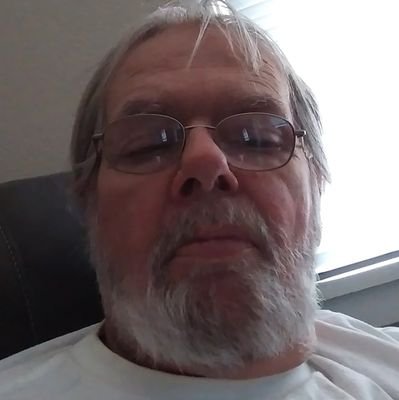 hulonthomas's profile picture. i am myself real deal