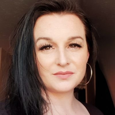Profile Picture of Cassandra  ♥ Abbott (@caseylouxx) on Twitter