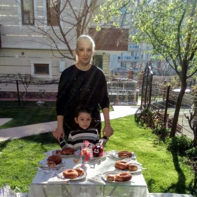 aytul_inceoglu's profile picture. Edirne Bahçeşehir Koleji Fizik Öğretmeni.