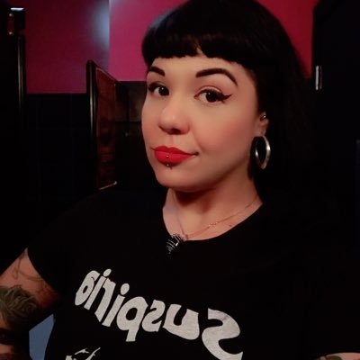 Old Soul who sometimes dresses in vintage 1950s rockabilly clothing. I’m into Astrology, The Esoteric, all kinds of music and movies especially Horror.