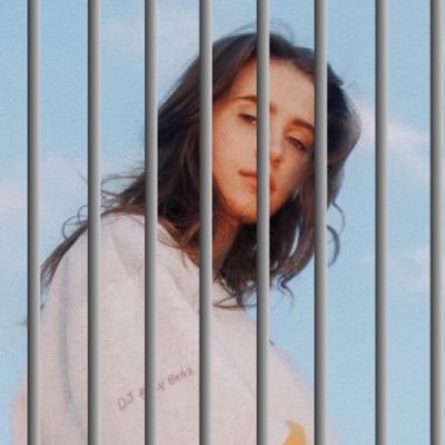 official clairo stan jail page. dm who you want to be arrested and why. evidence is appreciated.