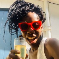 WhatSarahReadNext (@whatsarahread) 's Twitter Profile