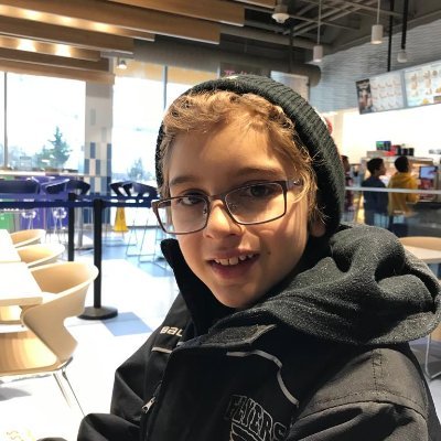 Gifted kid/maker/aspiring author ❤️raspberry pi, arduino & minecraft. ❤️to code python, css, HTML and Javascript. https://t.co/cahW2lviLK🤪PARENT MONITORED