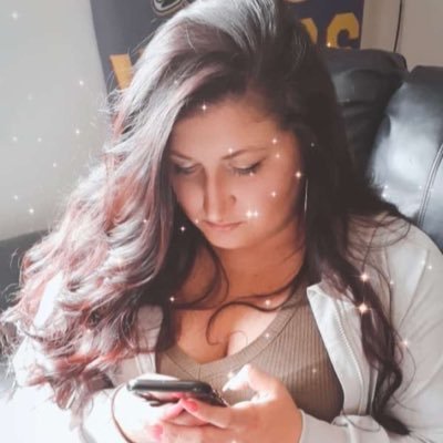 lynlewin's profile picture. i love my beautiful family :)