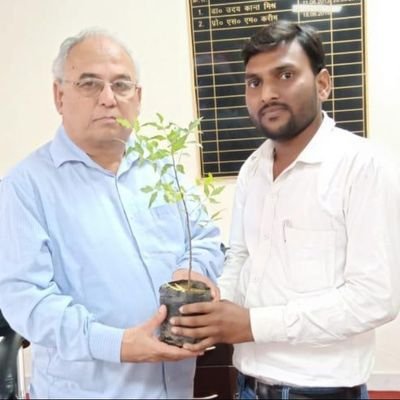 anandjeedbg1998's profile picture. Engineer !! Enterpreneur !! social worker !! leader !!
Former AKU PATNA President TcS